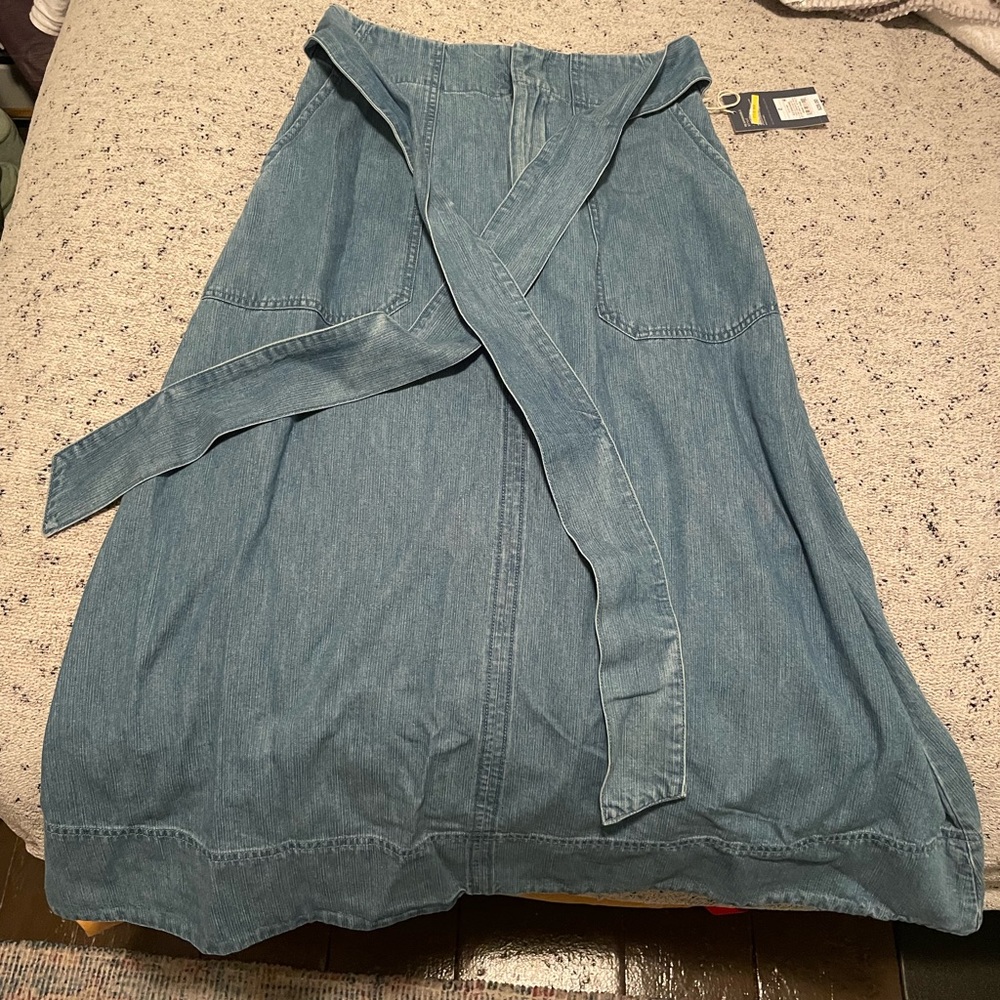 Long Jean skirt with tie, size 2